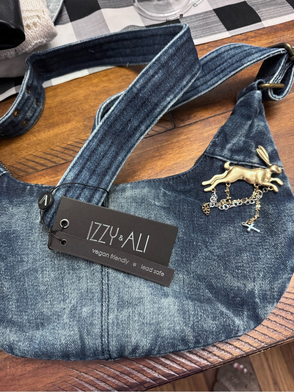 Women’s Izzy & Ali Blue Denim Hobo Crossbody Bag with Charm NWT